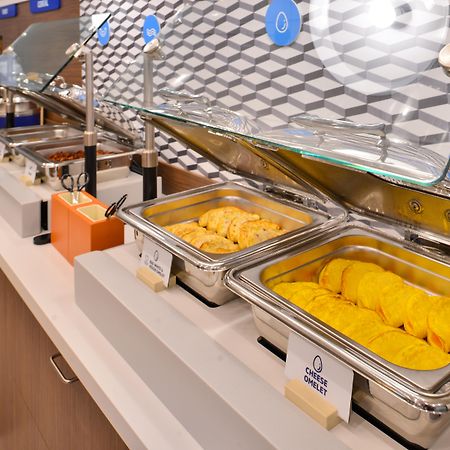 夏洛特西南智选假日套房酒店 外观 照片